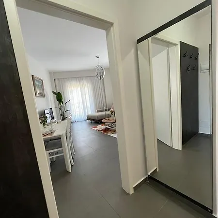 Appartement Mozart House - Spacious Luxury - Heart Of The Tirana