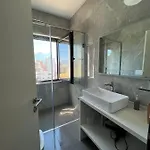 Mozart House - Spacious Luxury - Heart Of The Appartamento