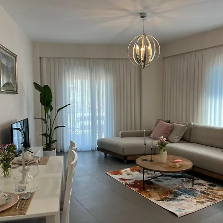 Mozart House - Spacious Luxury - Heart Of The Daire