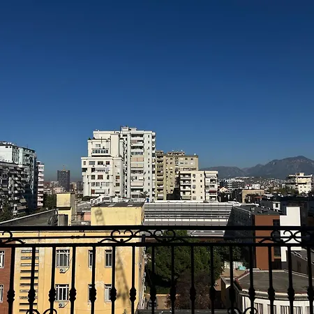 Mozart House - Spacious Luxury - Heart Of The Daire Tiran