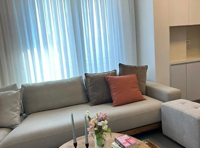 Daire Mozart House - Spacious Luxury - Heart Of The Tiran